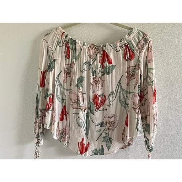 ASTR the label Revolve off the shoulder floral top - Picture 7 of 7